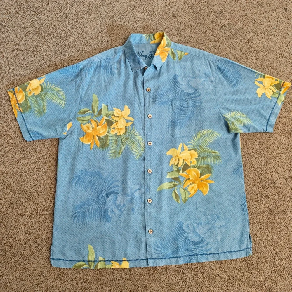Tommy Bahama XL Mens Hawaiian Silk Shirt Blue Yellow Floral Button Front Camp‎